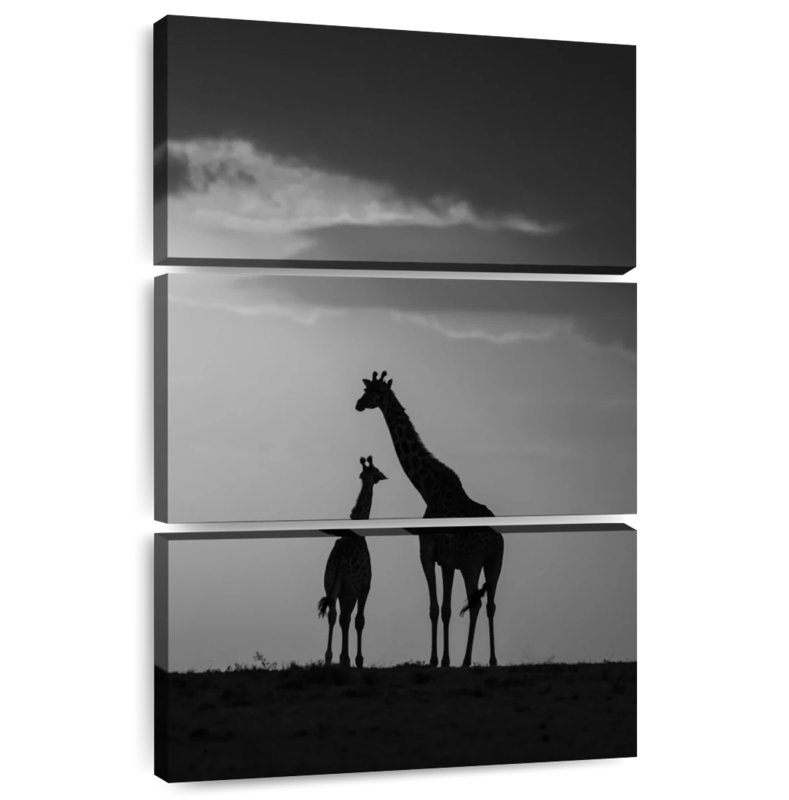 Brampt Giraffe's Affection, 32" H x 20" W