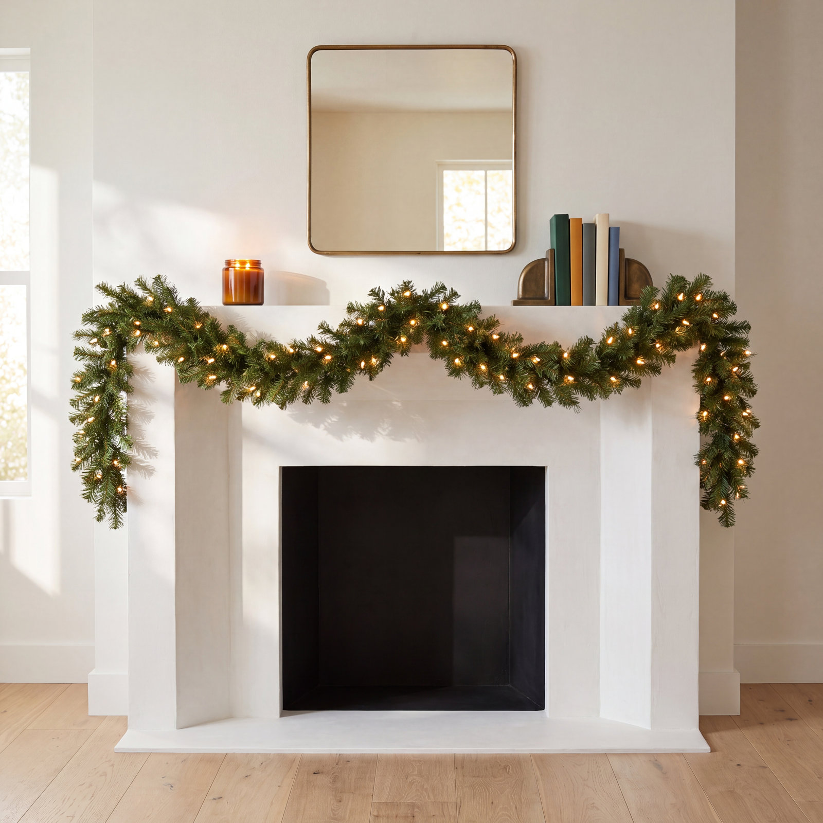 Norwood Fir 108" Pre-Lit Garland