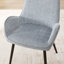 Chaise de salle à manger rembourrée moderne à accoudoirs courbés, chaise d'appoint en tissu texturé avec pieds en bois foncé, chaise de cuisine d'appoint confortable pour la salle à manger-129202971