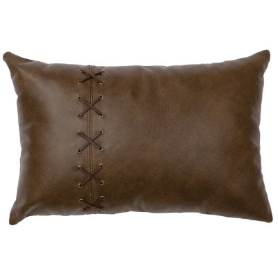 Coussin Wooded River