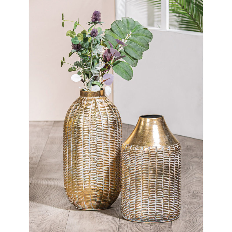 Aalexis Metal Table Vase