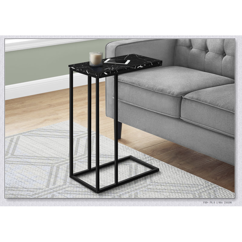 Table de bout en forme de C, surface en marbre noir élégant, parfaite pour la vie moderne et la commodité des collations