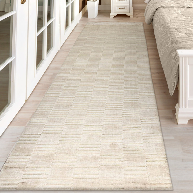 Tapis de couloir beige tissé à la main de haute qualité