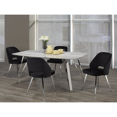 Ensemble repas pour 4 personnes Abitante