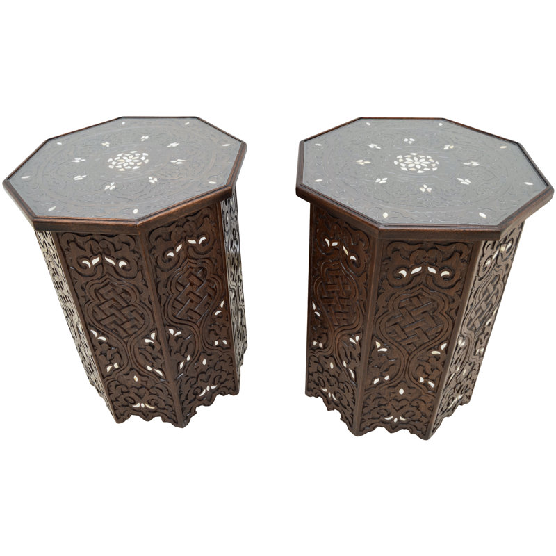 Tables d'appoint octogonales rétro syriennes en nacre incrustée - 2 pièces