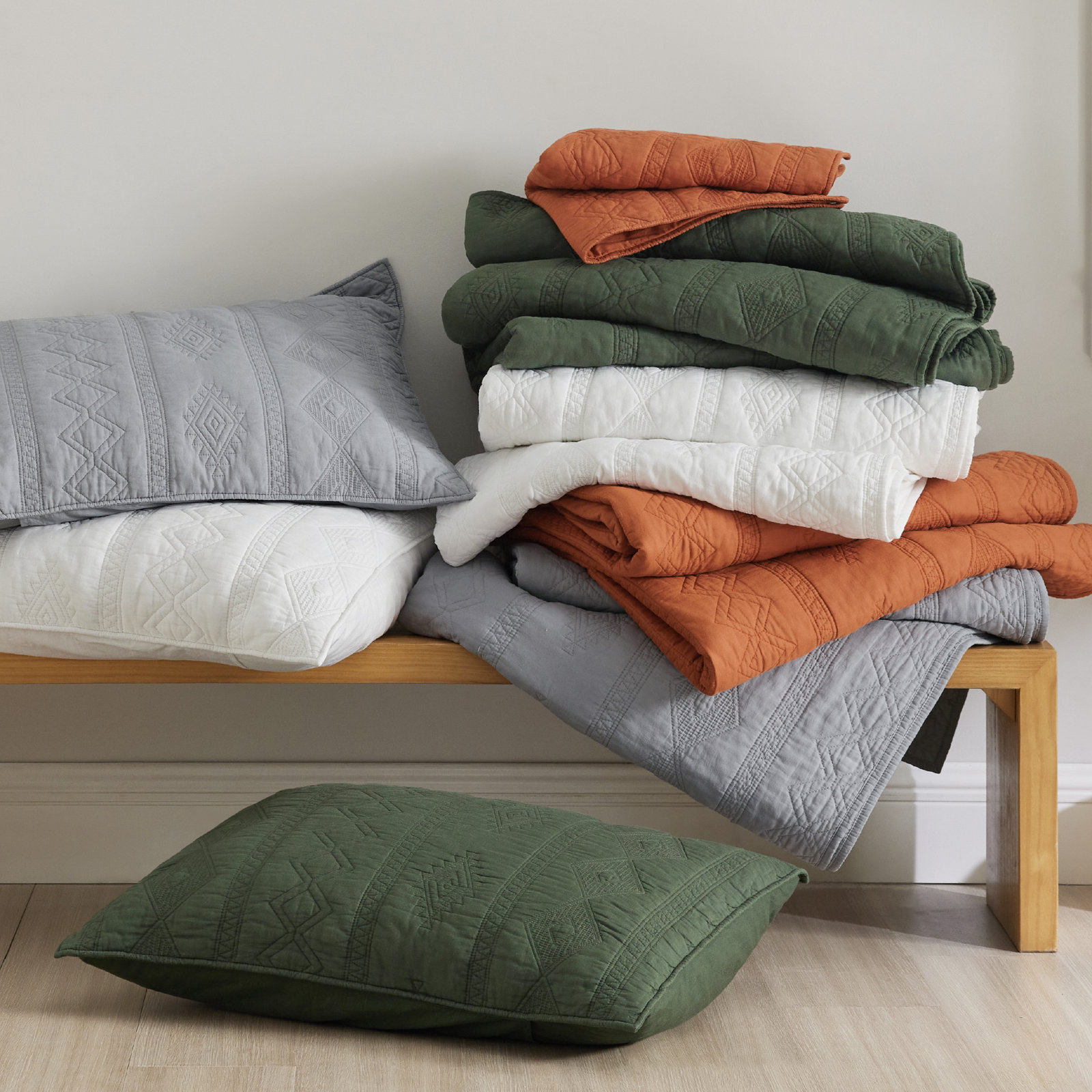 Alberta Cotton Coverlet Set, Queen Quilt + 2 Shams, Pure White