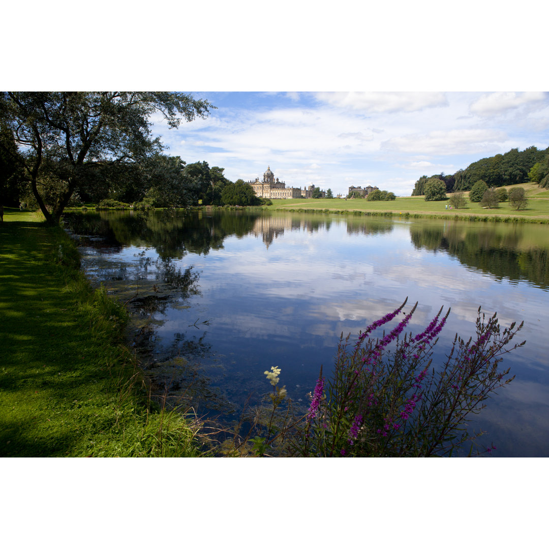 Castle Howard von Yaohuier - Foto auf Leinwand