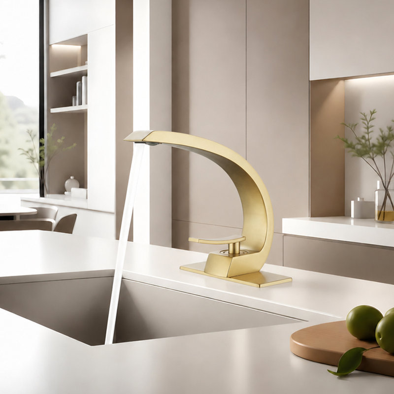 Single-Hole Single-Handle Bathroom Faucet With Drain Assembly, Brushed Gold
