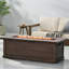 Foyer rectangulaire 50 000, 56 po. Apparence de bois brun. Béton léger. Aucun assemblage requis pour la vie en plein air au propane rectangulaire de 56 po. Esthétique semblable au bois. Béton, assemblage, réchauffage