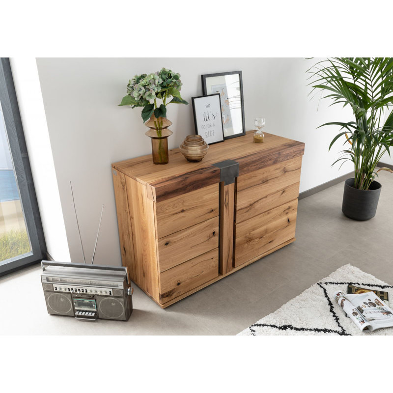 New Amsterdam 115cm Sideboard