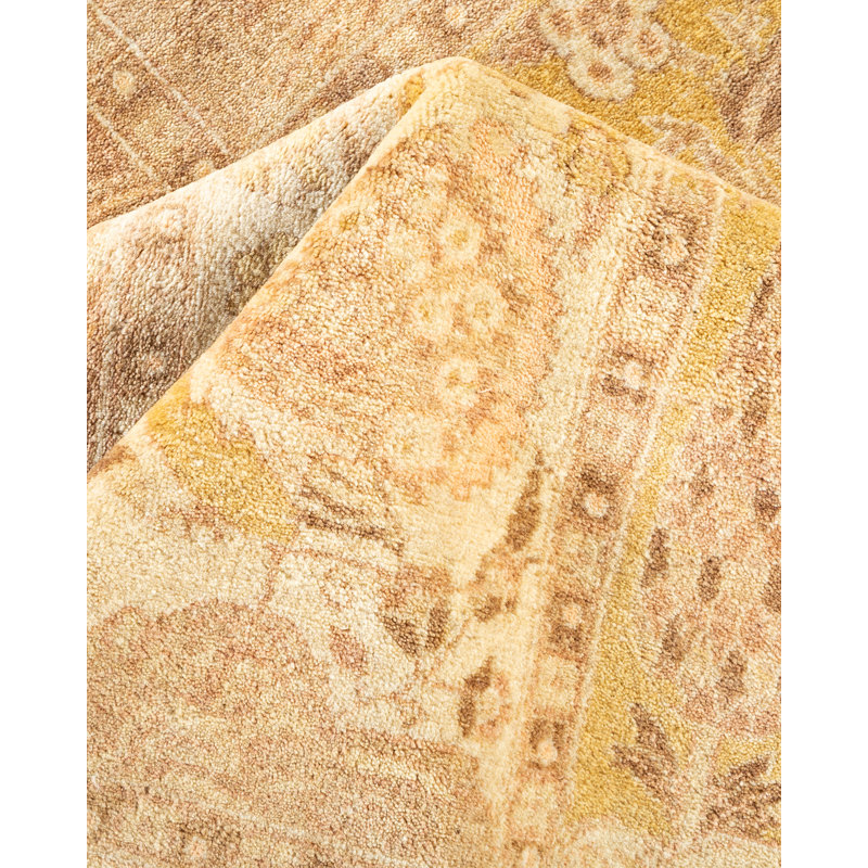 Hand-Knotted Ivory Wool Rectangular Area Rug with Fringe