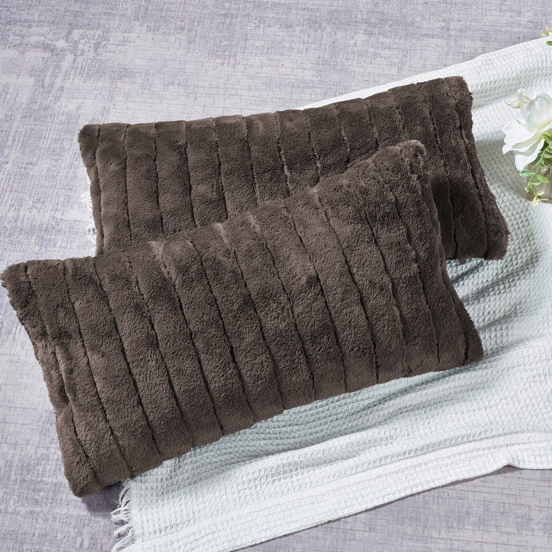 Super Mink Polyester Zip Pillow Cover, Chocolate