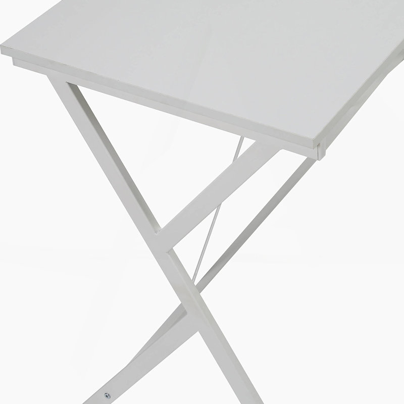 Bureau d'ordinateur Holguin Dazenus au fini noir en forme de L avec plateau spacieux et support d'ordinateur portable, idéal pour les espaces compacts et le multitâche.