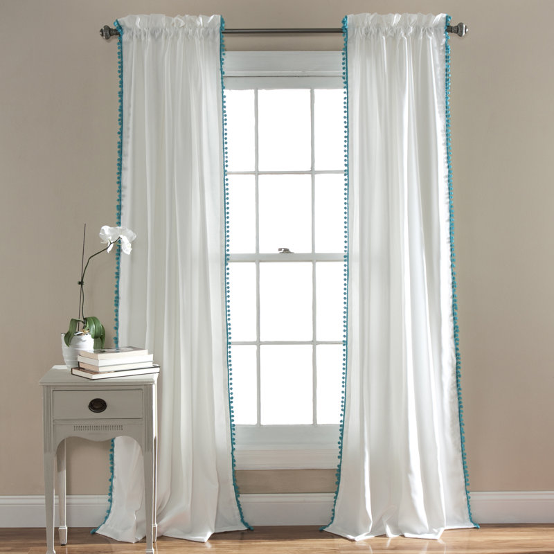 Panneau de rideau simple diaphane avec passe-tringle Pom Pom, l 50 po x L 84 po, Turquoise