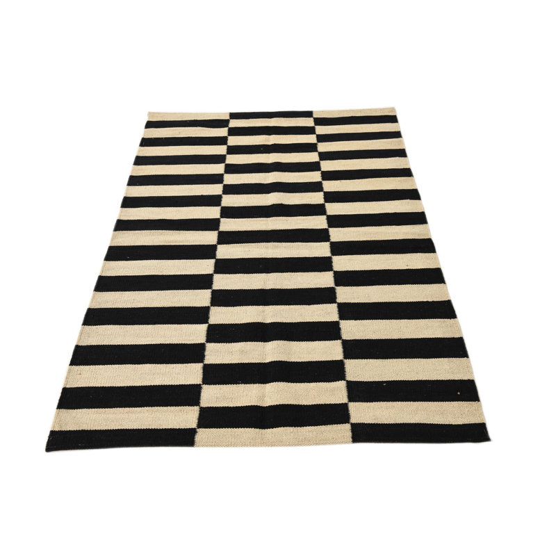 Tapis noir et blanc 3x5 Pinkerton