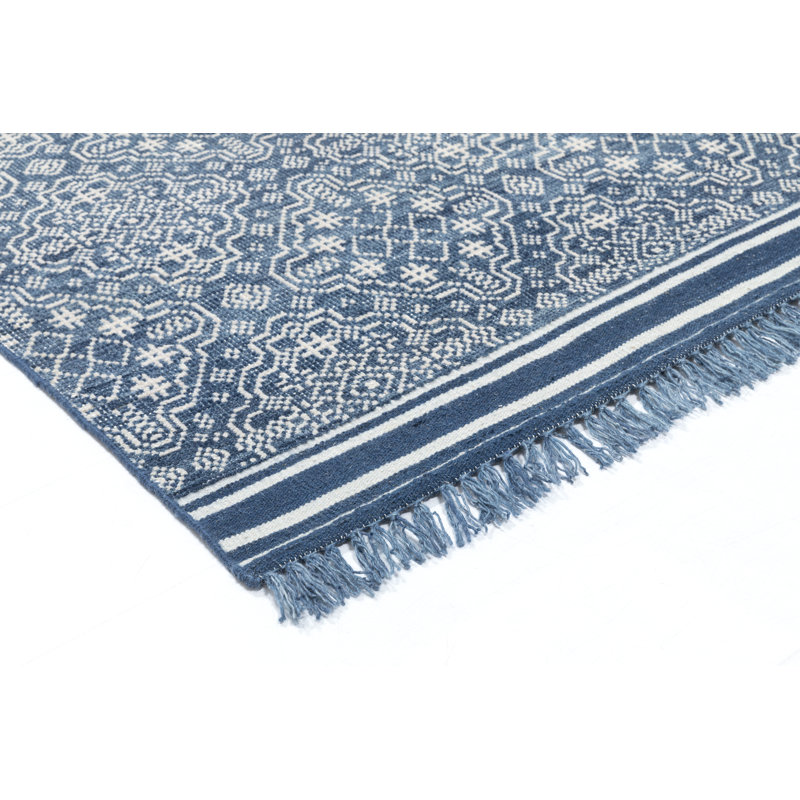 Bovina Geometric Area Rug in Navy/White, Rectangle 7'6" x 9'6"