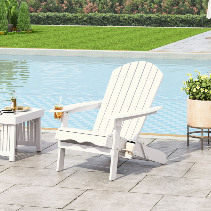 Chaise de patio pliante avec porte-gobelets, conception rustique pour la détente en plein air et l'efficacité de l'espace