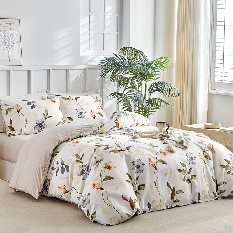 Microfiber Floral Duvet Cover Set, Kingsize Duvet Cover + 3 Additional Pieces, Green Floral
