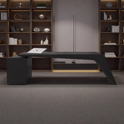 Simple and Luxurious Office Desk