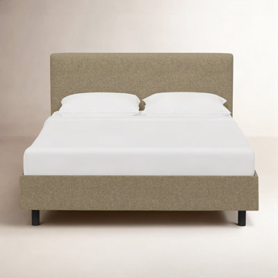 Lit plateforme tapissier Pyburn