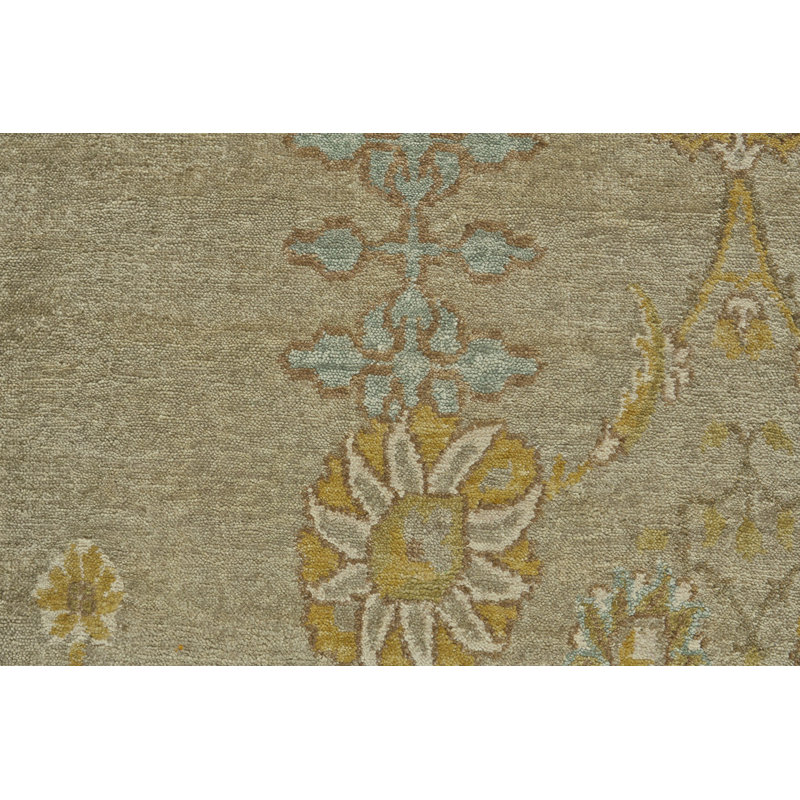 Wool Floral Area Rug in Gray/Blue/Yellow, Rectangle 5'6" x 8'6"