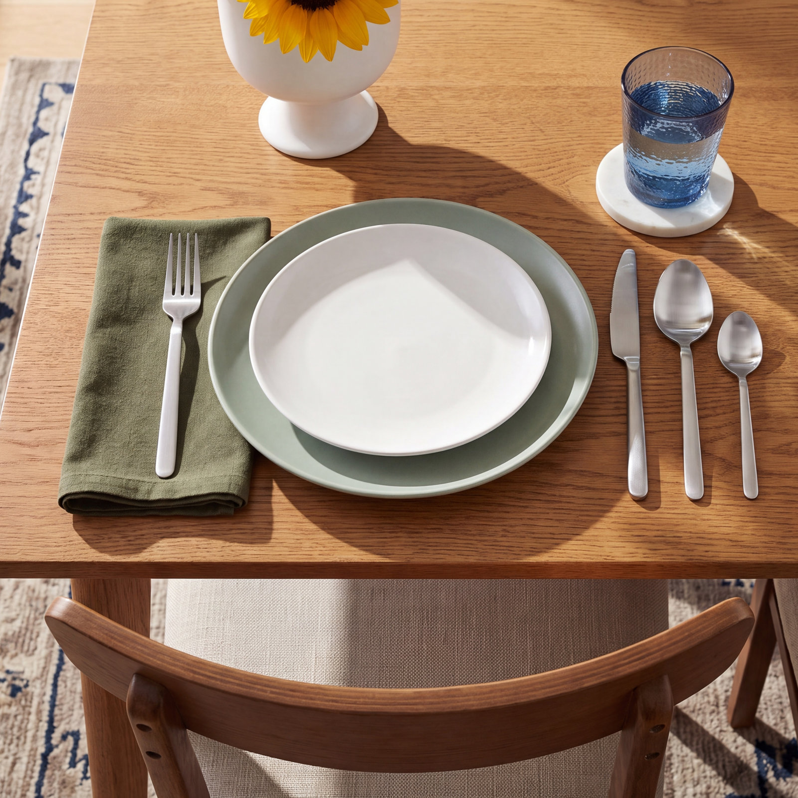 STELLA 16 Piece 18/10 Stainless Steel Flatware Set, Service for 4