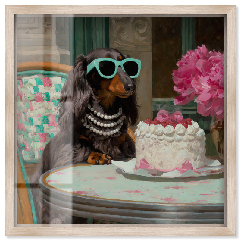 «Doxxie and Her Cake Shadowbox Print Cats Wall Art» par Art Remedy, H 21 po x l 21 po, Crème, crème