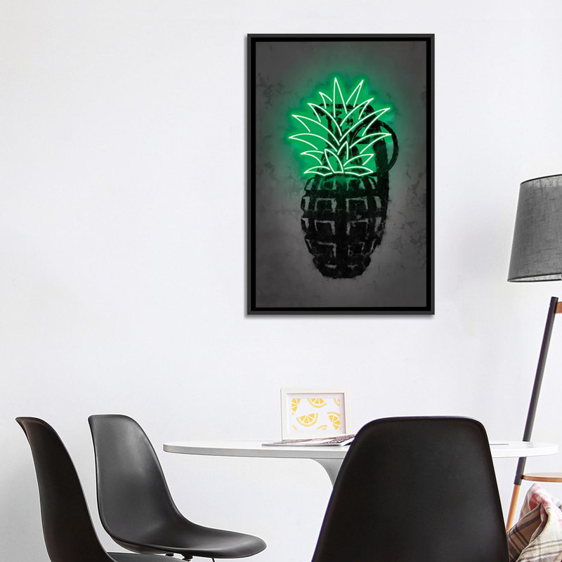 Impression d’art graphique, "Pineapple" par Octavio Mielu, Toile avec cadre noir, Pas de tapis, H 40 po x l 26 po x P 1,5 po