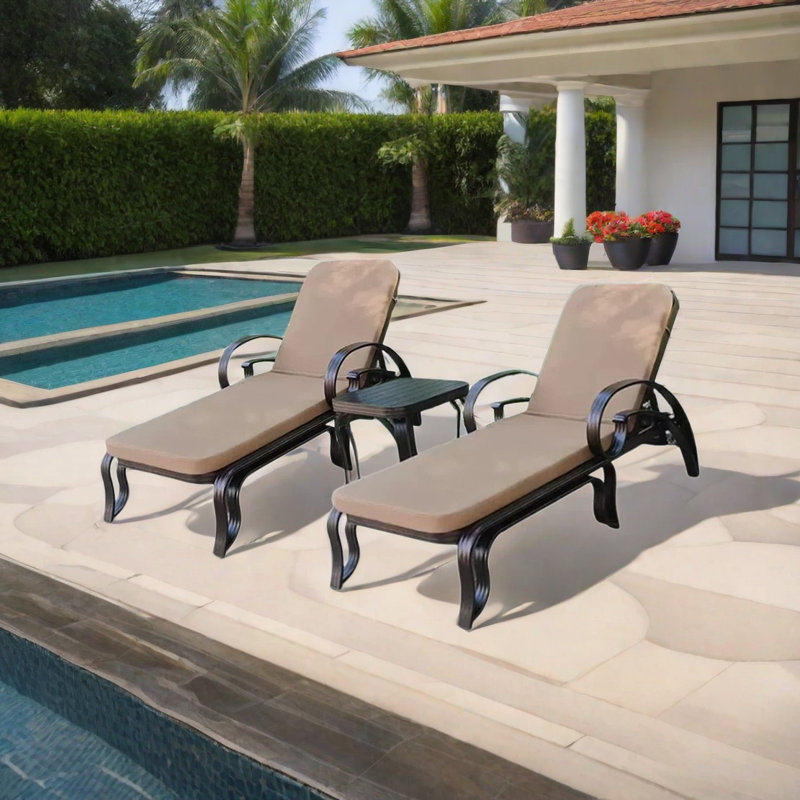 Chaise longue d'extérieur en aluminium