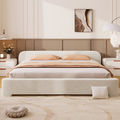 Lit tapissier très grand King White, idéal pour toute chambre à coucher, surface confortable, structure stable en bois d'ingénierie durable, confort à 10 lattes