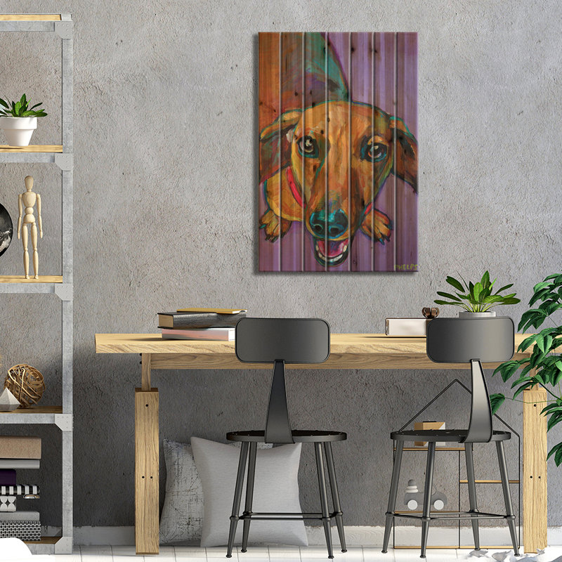 «Lucy le teckel sur bois» par Robert Phelps, H 40 po x l 26 po x P 1,5 po