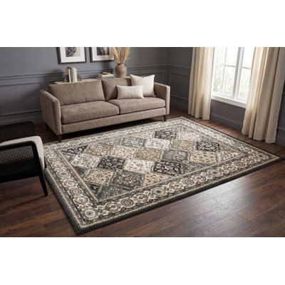 Mishawaka Oriental Indoor Rug
