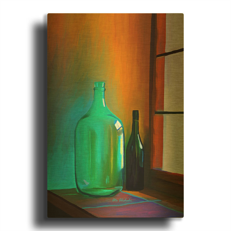 «Big Bottle» par Ata Alishahi, art mural en métal doré, 24 po x 36 po, 24 po x 36 po