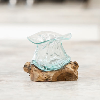 Vase en verre soufflé sur bois de Chinaberry - H 5 po