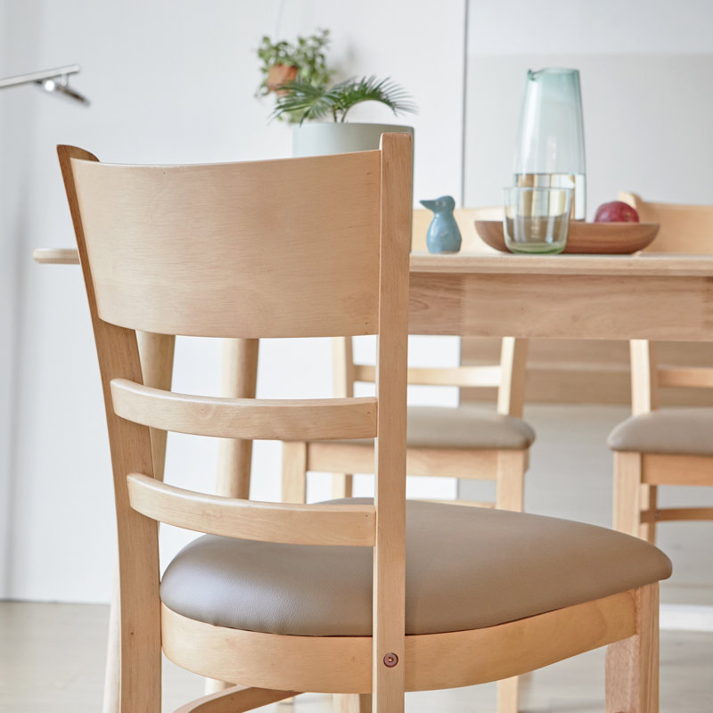 Ensemble de table de salle à manger rectangulaire en bois massif 5 pièces avec 4 chaises Rowley, Naturel