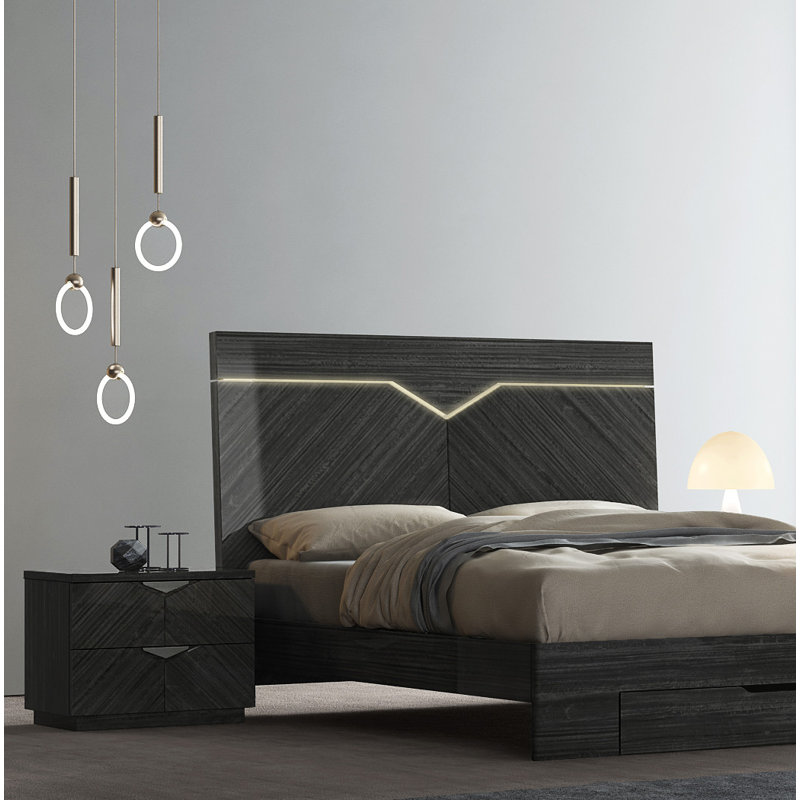 Saugeries Solid Wood Piece Bedroom Set