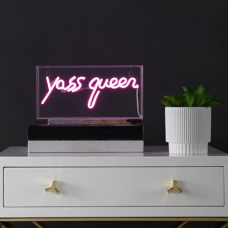 Enseigne néon DEL 5,9 po Yass Queen