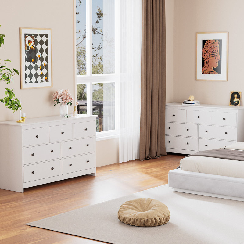 Marizela 55'' W 7 - Drawer Dresser