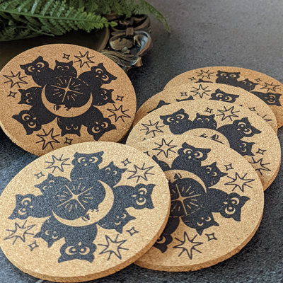Cork Round 6 Piece Coaster Set With Holder