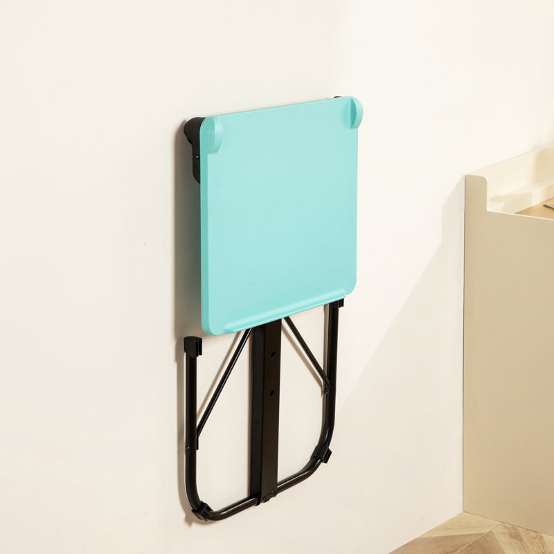 Table Kamilyah, Bleu clair
