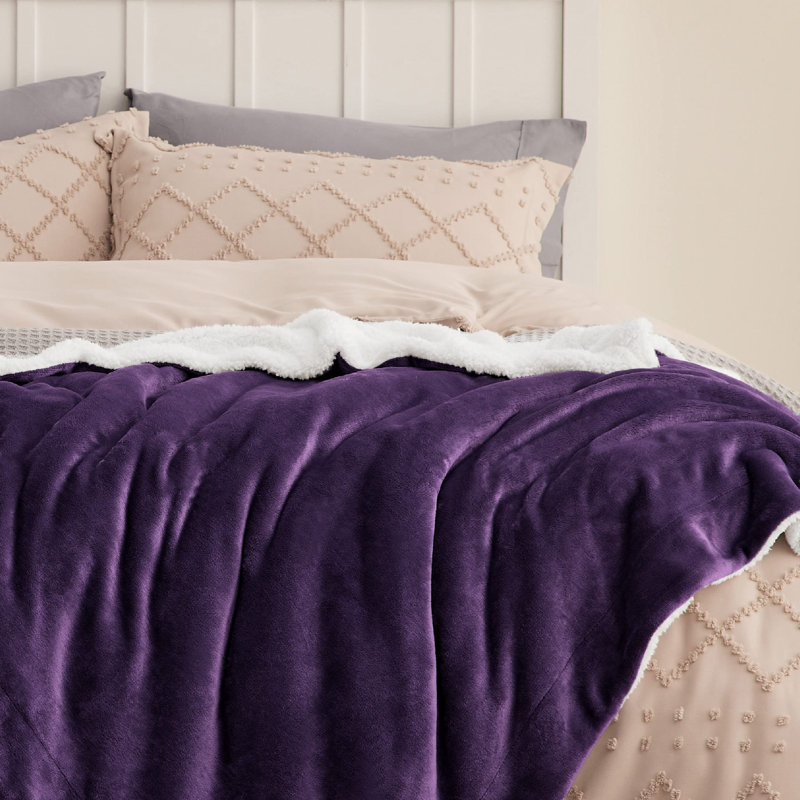 Bedsure Soft Sherpa Fleece Throw Blanket, Purple, 220cm x 240cm