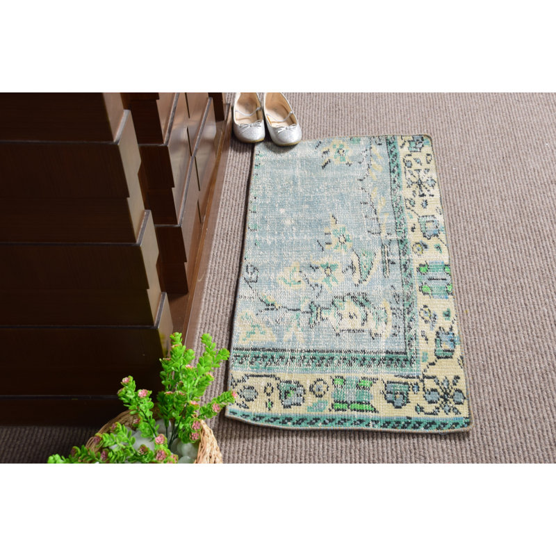 Vintage Oushak Turkish Wool Rug in Green - Small Muted Abstract Design Flatweave Door Mat