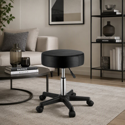 Fauteuil de direction ergonomique inclinable avec repose-pieds et soutien lombaire pour un confort accru pendant les longues heures de travail