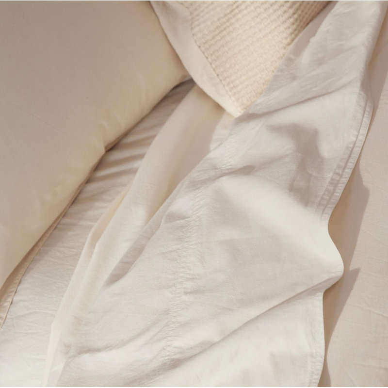 Organic Crinkled Percale Sheet Set, Undyed, Queen Sheet Set with 2 Pillowcases