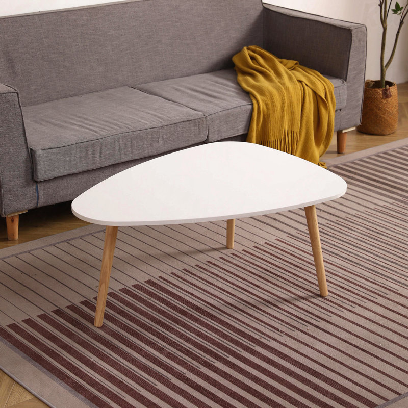 Table basse en forme d'œuf