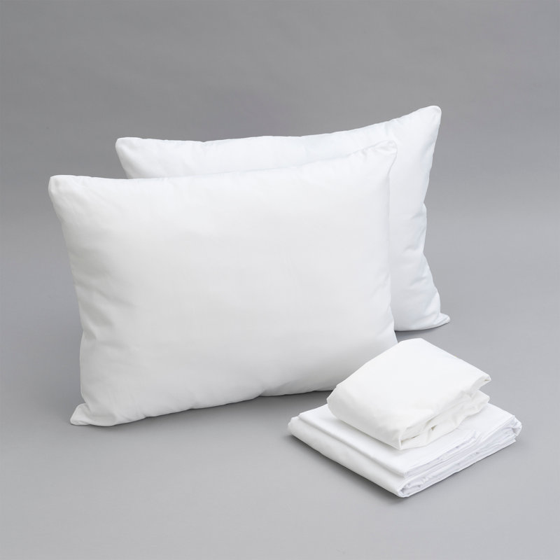 Ensemble de literie Essentials: oreillers, ensemble de draps, protège-matelas