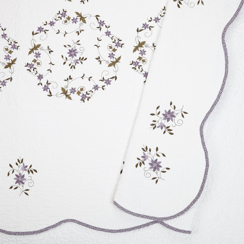 Gwen Floral Embroidered Scalloped Quilt/Coverlet Set, Full/Queen Quilt + 2 Standard Shams