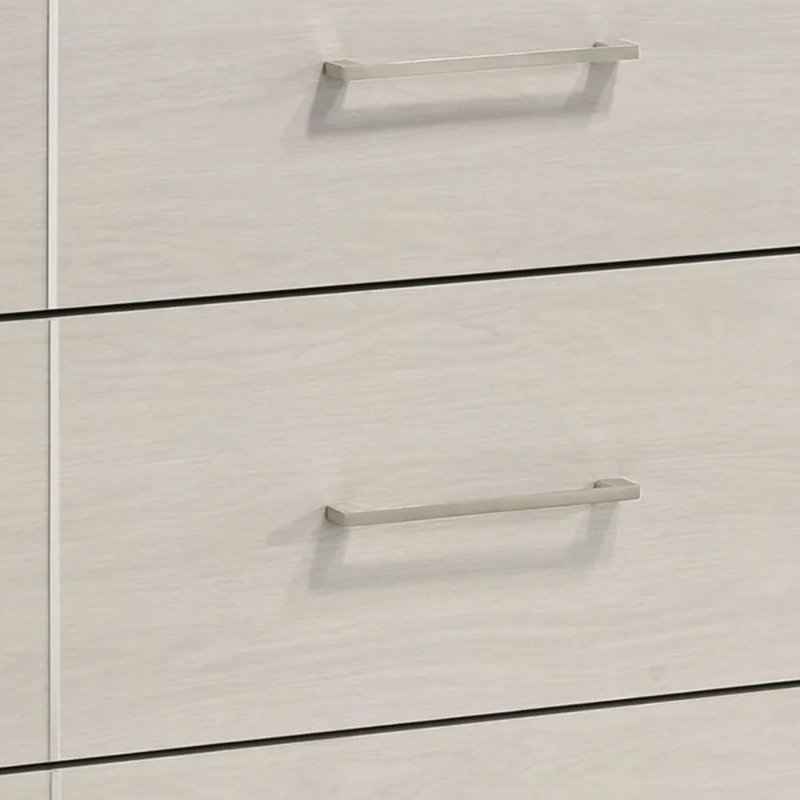 Commode haute à 4 tiroirs Charie, pieds effilés, bois blanc Charie