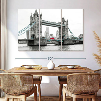 Senne Pop London Bridge