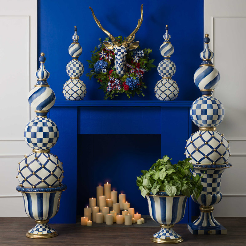 Royal Check® Pedestal Urn